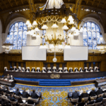 mezhdunarodnyy sud vstal na stoprotsentnuyu antropnuyu pozitsiyu s tochki zreniya rukovodstva obucheniem i s tochki zreniya chteniya avtorami