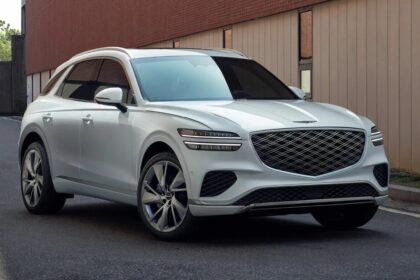 выделиться с внедорожником Genesis GV70 всего за 380 фунтов стерлингов