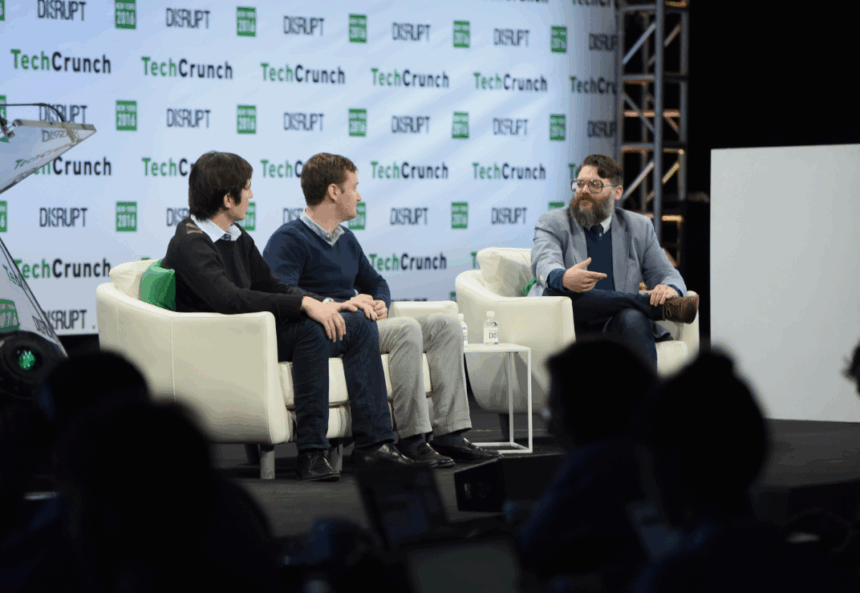Гуманоиды, беспилотные автомобили и будуарные приложения для наблюдения и на конференции TechCrunch Disrupt 2025