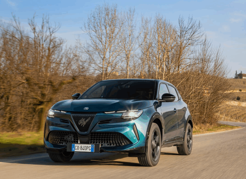 Автомобильная сделка дня выдающийся гибрид Alfa Romeo Junior, гибрид менее чем за 250 фунтов в месяц