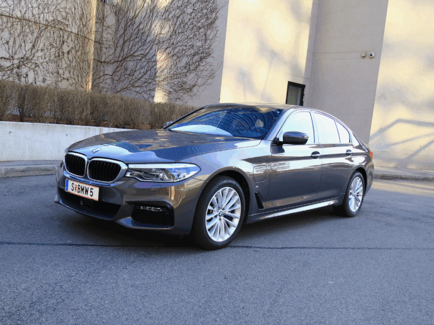 Выгодная автомобильная сделка в день этот BMW 530e экономит топливо, а ваш банковский счет составляет чуть более 400 фунтов стерлингов в месяц.