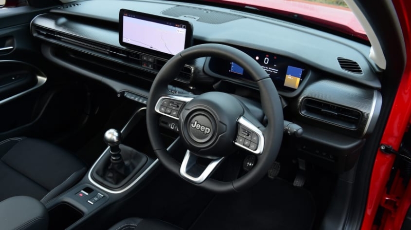 Дайджест дня: Jeep Avenger за 169 фунтов в месяц — реальный bargain! 3 Автомобильная сделка дня: Jeep Avenger за 169 фунтов в месяц - это настоящая кража