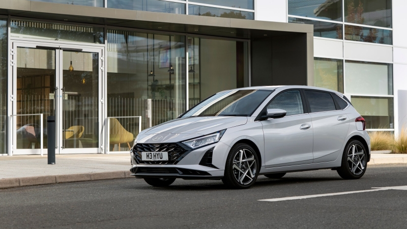 Hyundai разрабатывает новый гибрид i20 и Bayon, чтобы перейти с низкой производительностью в класс малолитражных автомобилей.