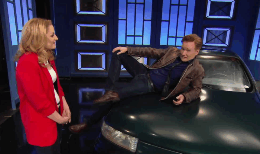 Конан О’Брайен пытается воскресить свой легендарный Ford Taurus 1992 — смотрите, что из этого вышло! 1 Конан О’Брайен пытается воскресить свой легендарный Ford Taurus 1992 — смотрите, что из этого вышло