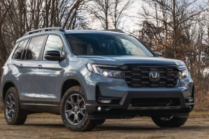 Новая цена шокирует: средняя стоимость нового авто уже почти $50 000!