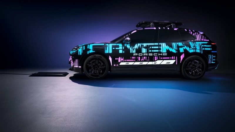 interer-porsche-cayenne-electric-otlichaetsja-bolshim-kolichestvom-ekranov-i-komfortom-07f5c9e-1772751-jpg