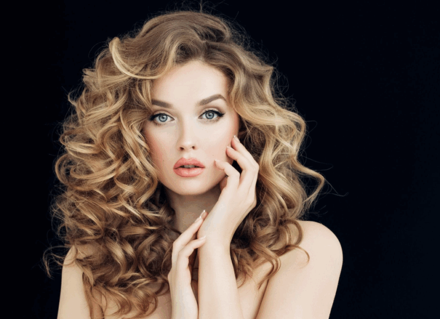 Профессиональная косметика для волос - идеальный подарок для тех, кто любит ухаживать за собой