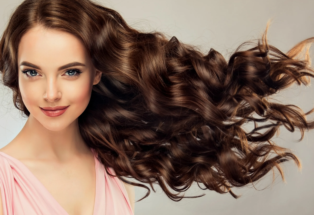 Профессиональная косметика для волос - идеальный подарок для тех, кто любит ухаживать за собой