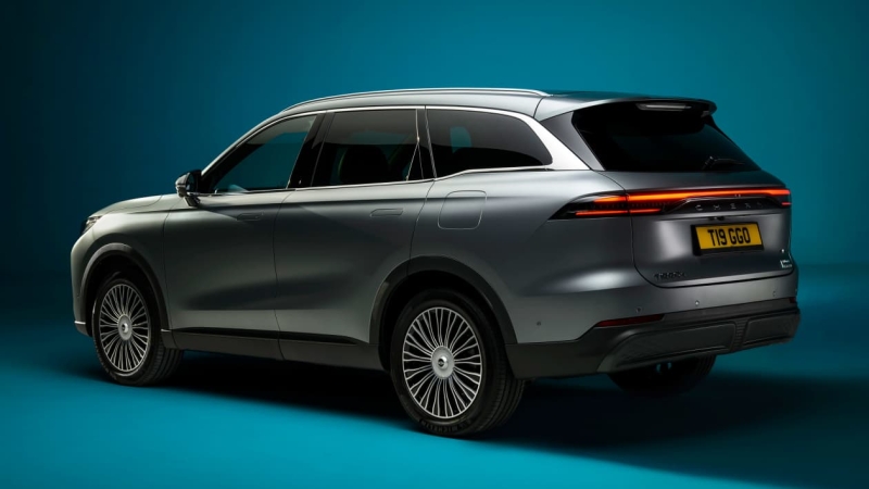 В новом гибридном внедорожнике Chery Tiggo 9 спрятано всё: огромный мир электромобилей на борту 3 В новом гибридном внедорожнике Chery Tiggo 9, похоже, есть все, включая огромный ассортимент электромобилей.