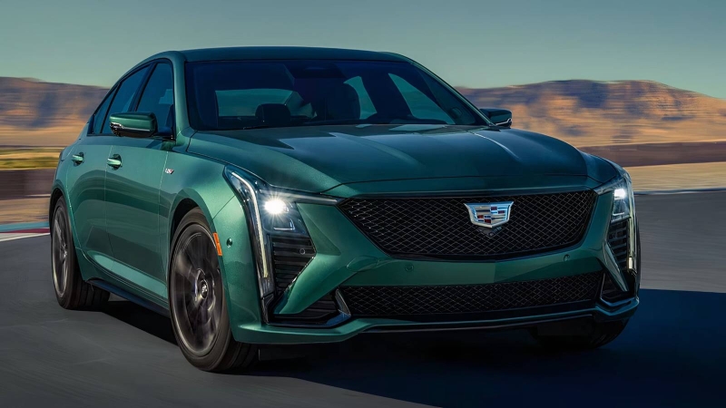 Закат седана Cadillac CT4 и CT5: производство завершится в 2026 году 2 Закат Седана Cadillac: Производство CT4 и CT5 завершится в 2026 году