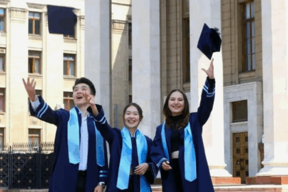 Мантии Алматы с лучшими моделями и трендовыми вариантами