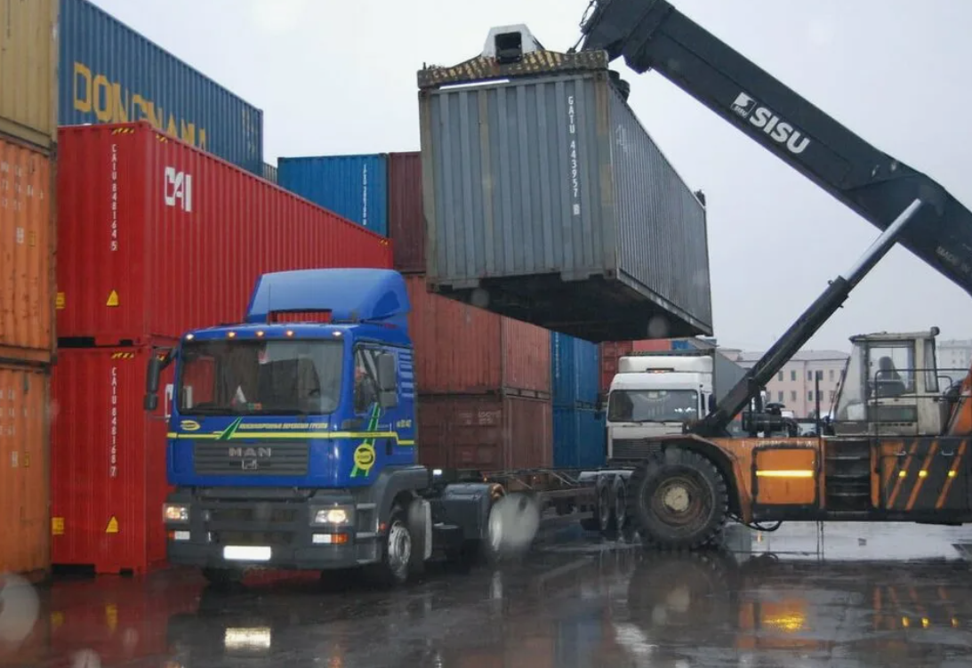 Перевозка контейнеров по Казахстану — как выбрать оптимальный маршрут