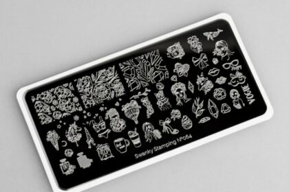 Пластины для стемпинга - как использовать и какие выбрать