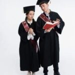 Виды мантий и секреты удачного выбора для праздника